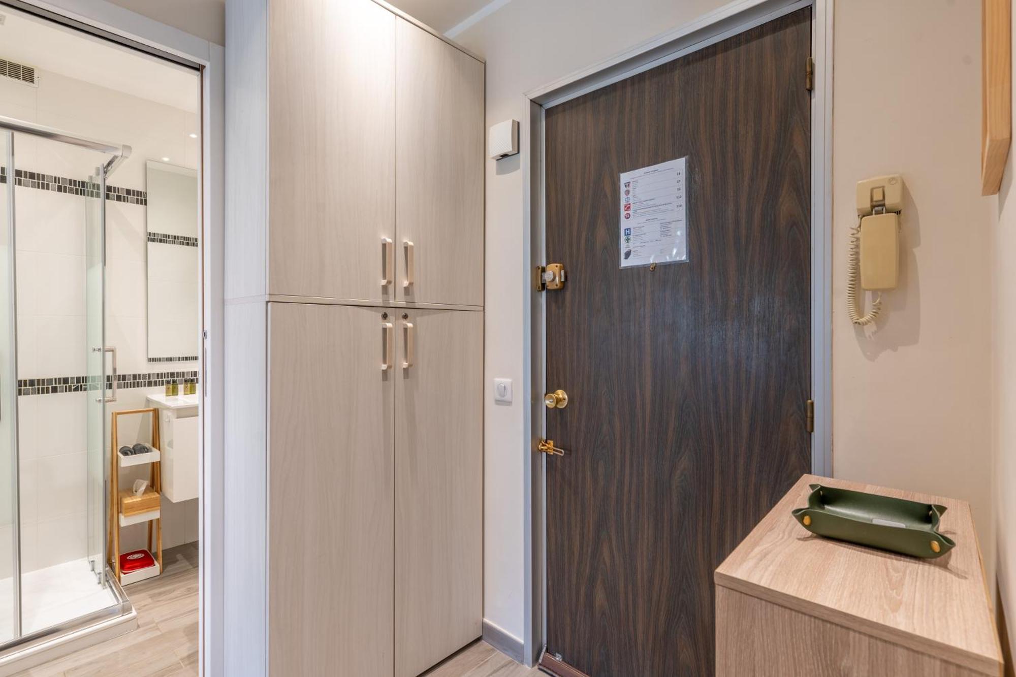 Fabuleux Appartement 2 Personnes Au Coeur De Menton, Climatise Et Proche Gares Routiere Et Sncf Экстерьер фото